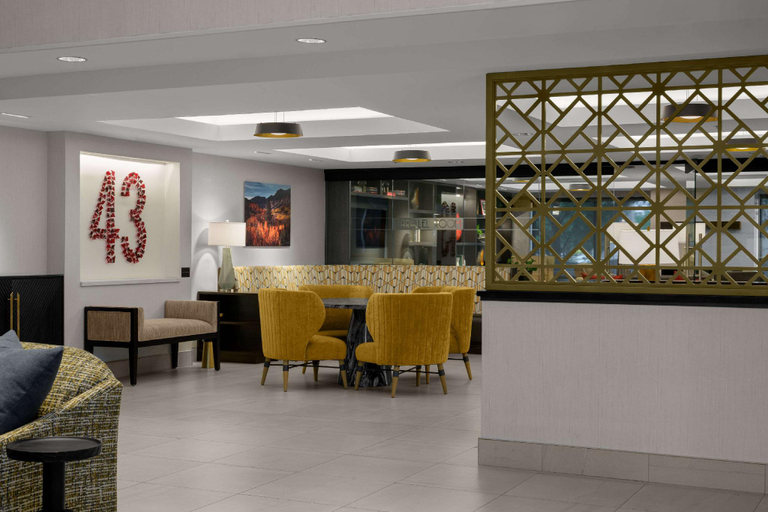 Food & Drinks 4, Hotel 43 Boise, Ada