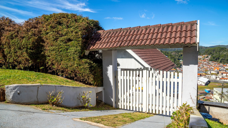 Room 5, Casa com Lareira Wi-fi e Varanda com Vista, Campo Limpo Paulista