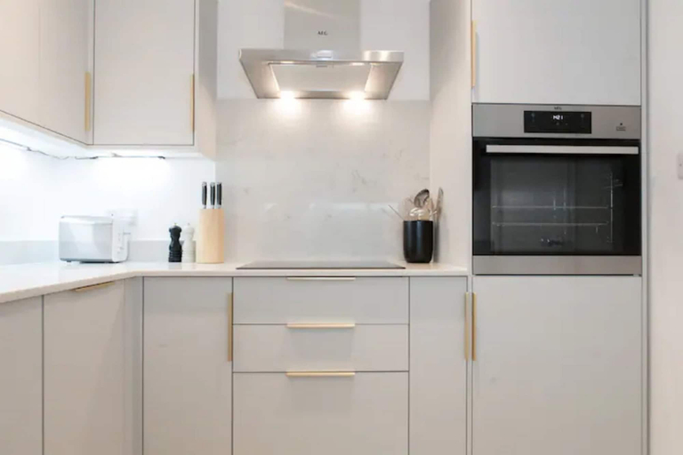 Others 3, Shoreditch - Immaculate 2 Bedrooms Flat For 6, London