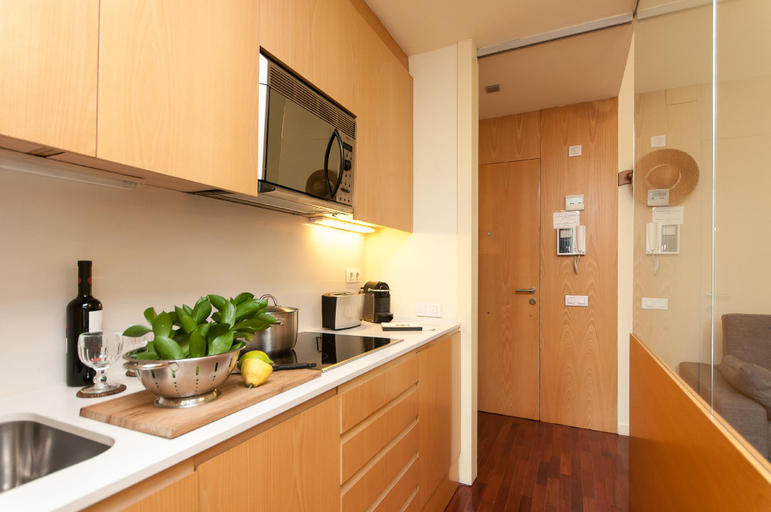 Others 5, Aspasios Rambla Catalunya Suites, Barcelona