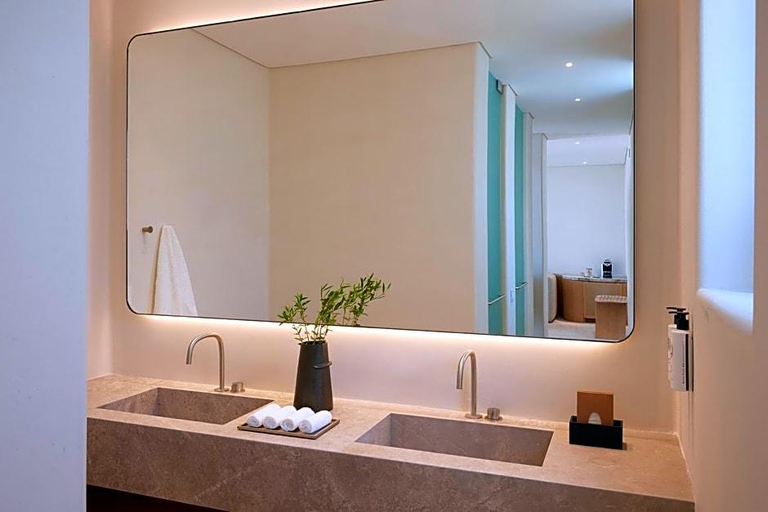 Bathroom 4, Bill&Coo Mykonos-The Leading Hotels of the World, South Aegean