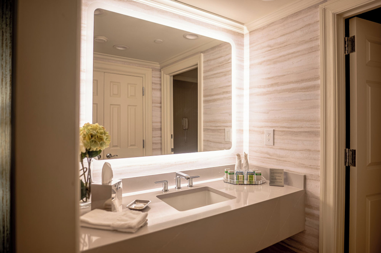 Bathroom 5, The Inn At Fox Hollow Hotel, Nassau