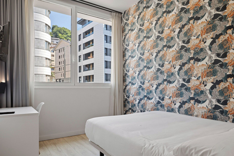 Bedroom 4, Eibarrooms, Guipúzcoa