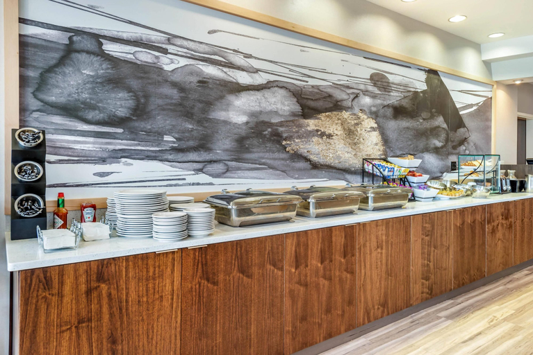 Food & Drinks 5, Cambria Hotel Akron - Canton Airport, Summit