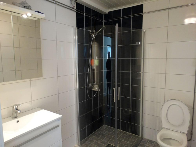 Bathroom 3, Botnia Hotel & Restaurant, Ostrobothnia