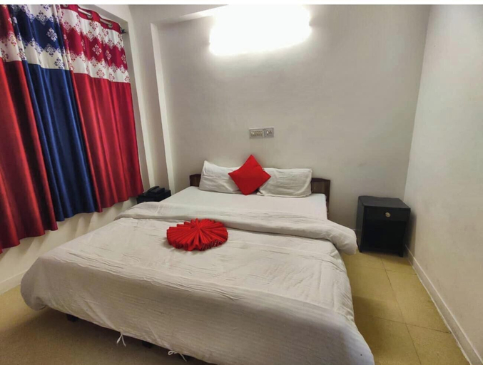 Bedroom 3, Hotel Ganga Sagar, Uttarkashi