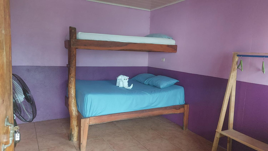 Bedroom 2, Gringo Petes Too, San Carlos