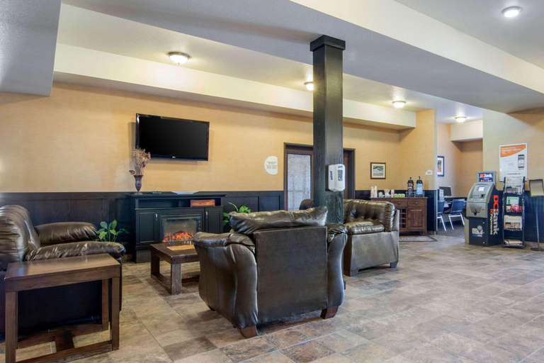 Public Area 2, Comfort Inn & Suites, Division No. 6