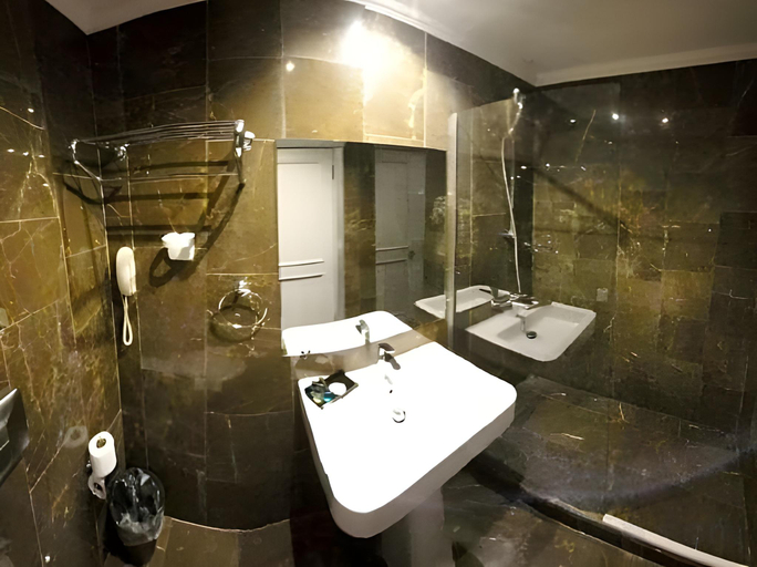 Bathroom 4, Semsan Hotel, Beşiktaş