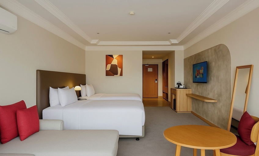 Others 3, Vermillion Hotel, Iloilo City
