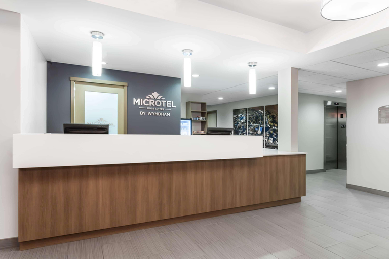 Public Area 2, Microtel by Wyndham Casselman, Prescott and Russell