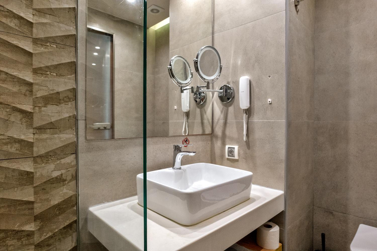Bathroom 5, White Olive Elite Rethymno, Crete