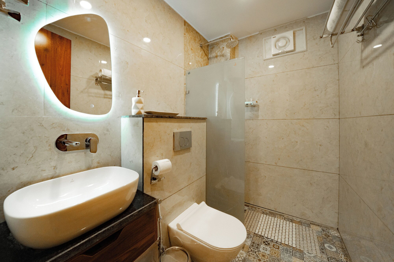 Bathroom 3, Hummingbird - A Luxury Stay, Garhwal