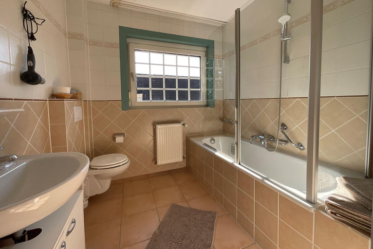 Bathroom, Hotel St. Paulushof, Kaiserslautern