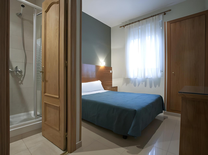 Bedroom, Hostal Zabala, Madrid