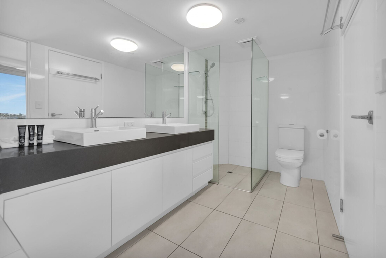 Bathroom 5, Catalina Resort, Maroochy - Maroochydore