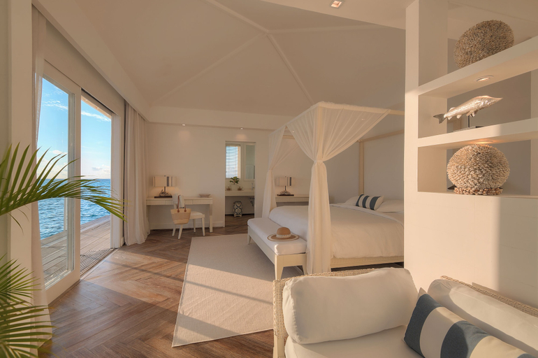 Bedroom 4, Diamonds Athuruga Maldives Resort & Spa, North Ari Atoll