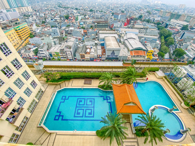 Sport & Beauty 3, Homey 2BR Apartment at Lucky Tower Residence By Travelio, West Jakarta