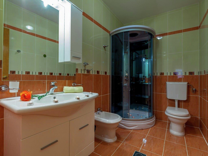 Bathroom 3, Apartment in Rome near City Center, Crikvenica