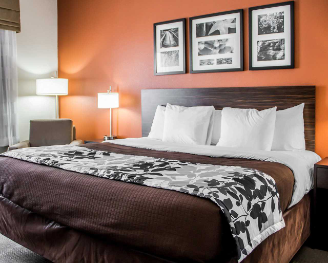 Bedroom 4, Sleep Inn & Suites Blackwell I-35, Kay