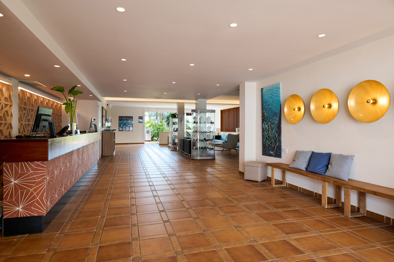 Public Area 4, AluaSoul Menorca Hotel - Adults Only, Baleares