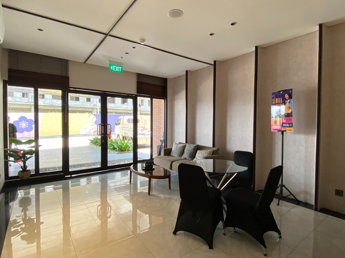 Others 2, Basic Studio at Newville Lippo Cikarang Apartment By Travelio, Cikarang