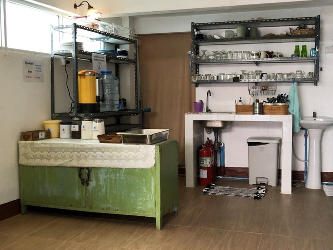 Others 4, Ploy Hostel, Phra Nakhon