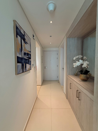 Others 5, Highend Ultra Luxury with Rooftop Pool, Dubai