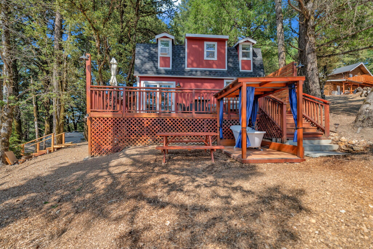 Others 1, Mays Luxury Farm Stays, Santa Cruz