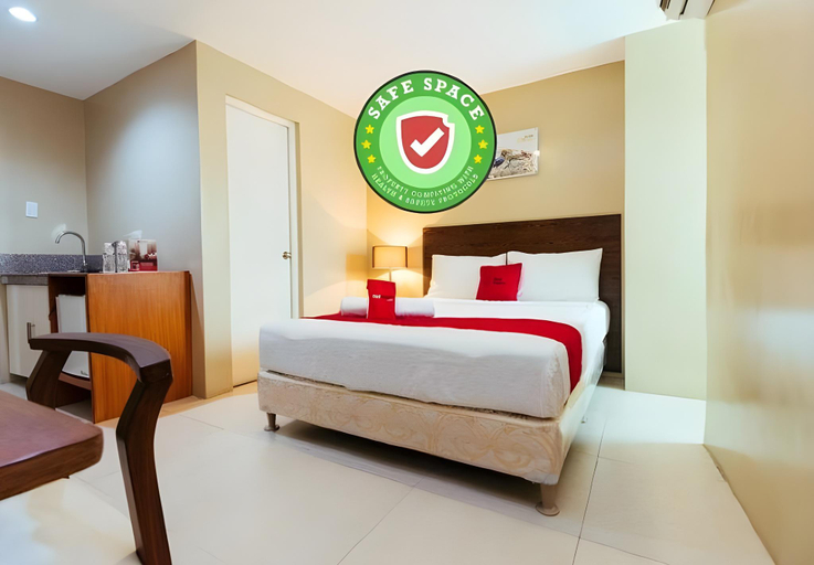 Bedroom 3, RedDoorz near Osmena Highway 1, Makati City