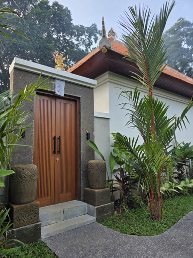 Primary image