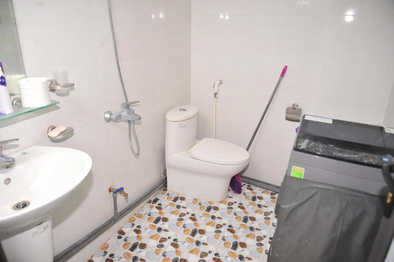 Bathroom 3, Happy Nest Ha Noi, Cầu Giấy