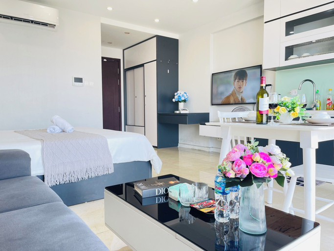 Bedroom 13