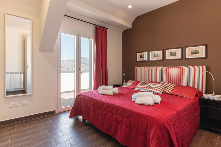 Bedroom 4, Marbela Apartments & Suites, Palermo