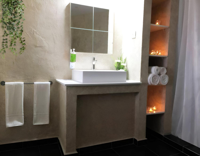 Bathroom 3, Csiki Hotel, Miercurea Ciuc