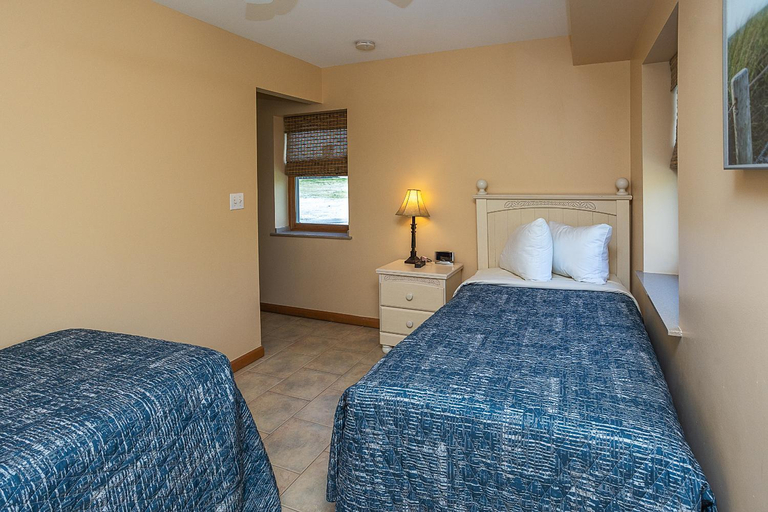 Bedroom 2, Bridge Inn, LaPorte