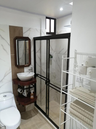 Bathroom 3, Cabanas Mantas, Garabito