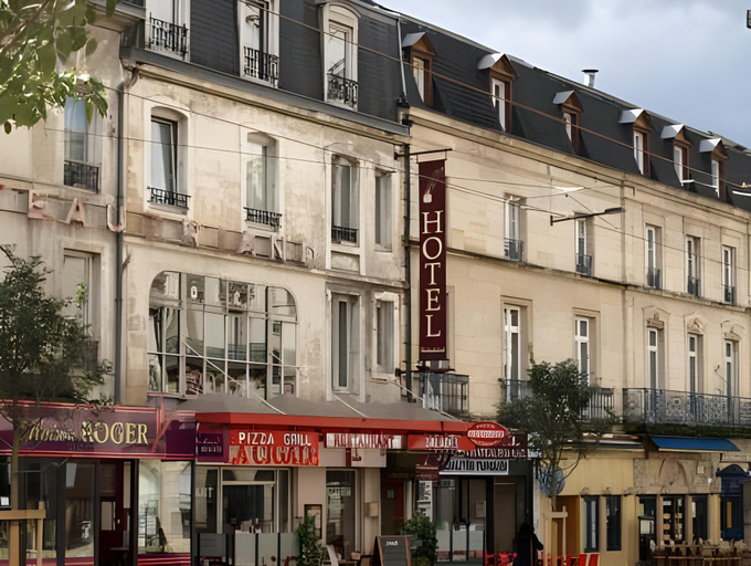 Exterior view 5, Hotel Chateaubriand, Côte-d'Or