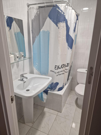 Bathroom 3, HOSTAL ALTO PARAMO, León