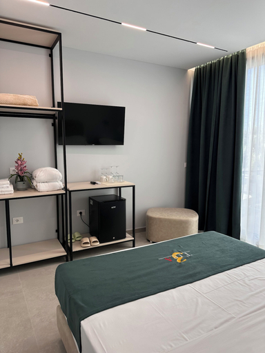 Bedroom 3, TreA Suite, Vlorës
