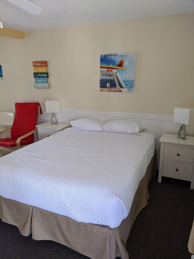 Bedroom 2, Safari Beach Resort, Okanagan-Similkameen