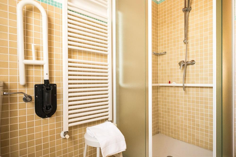 Bathroom 3, Hotel Dall Ongaro, Pordenone