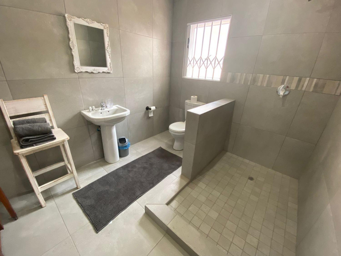 Others 5, Riverbank Villas Guesthouse, Dr Kenneth Kaunda
