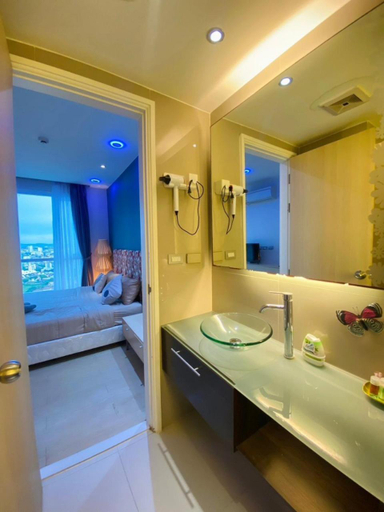 Bathroom 3, Grande Cariibbean Pattaya by Thita, Pattaya