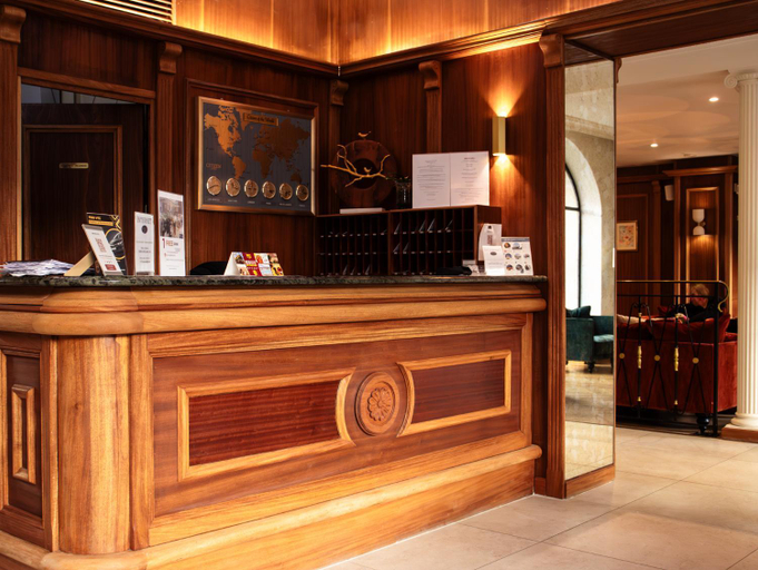 Public Area 4, Hotel Derby Eiffel, Paris