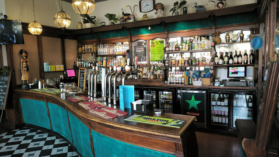 Food & Drinks 4, OYO The Kilburn Arms, London