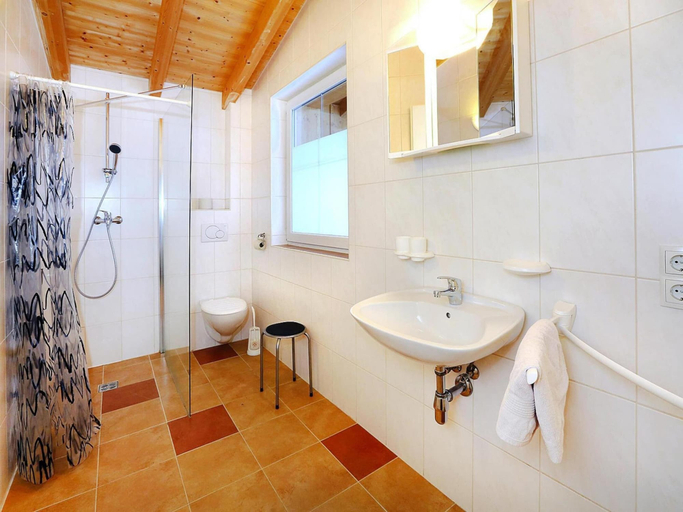 Bathroom 3, Terraced Houses Oliver, Langenfeld, Imst
