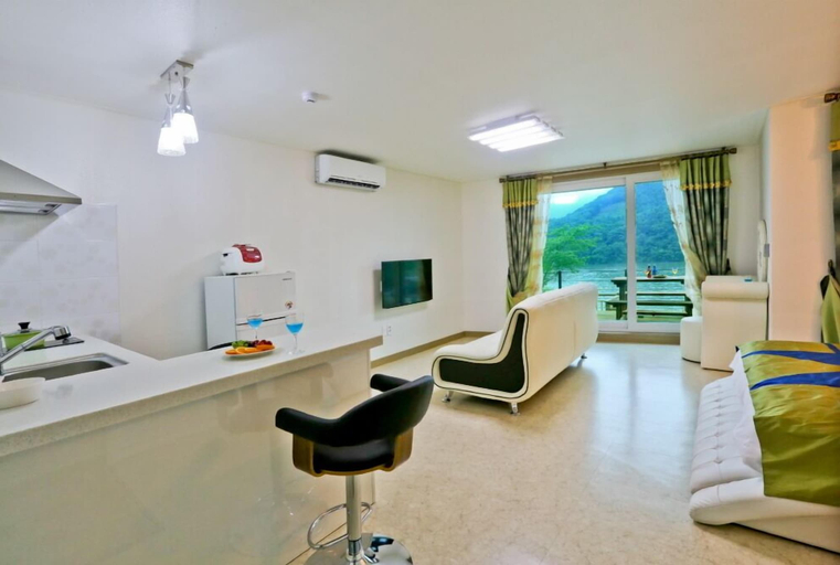 Bedroom 8