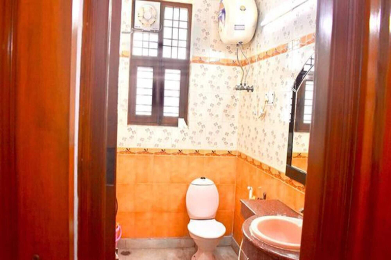 Bathroom 3, Fabhotel Noida Dreamz, Gautam Buddha Nagar