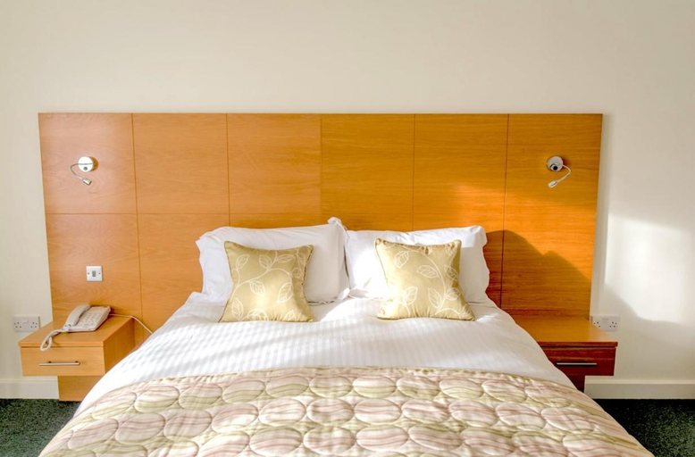 Bedroom 3, Croyde Bay Hotel or Self Catering, Devon
